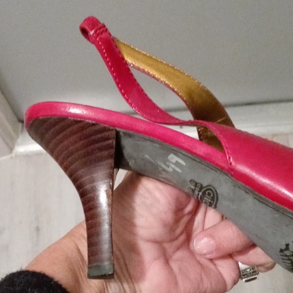 NWOT CIRCA JOAN&DAVID VINTAGE SLING BACKS - Picture 6 of 8